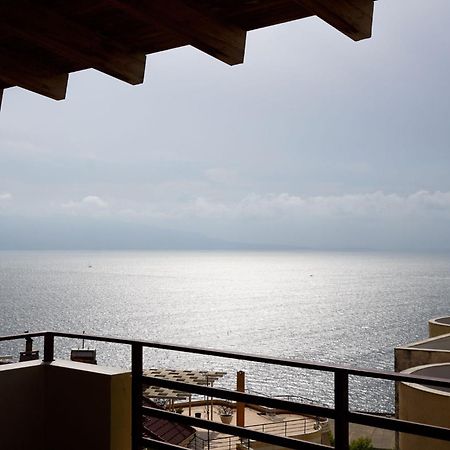 Jon'S Penthouse Apartment Sarande Exterior photo